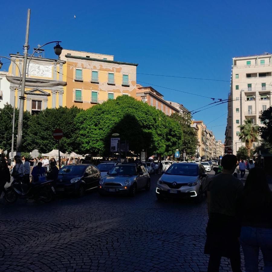 Appartement Piazza Carita' Centro Storico à Naples Extérieur photo