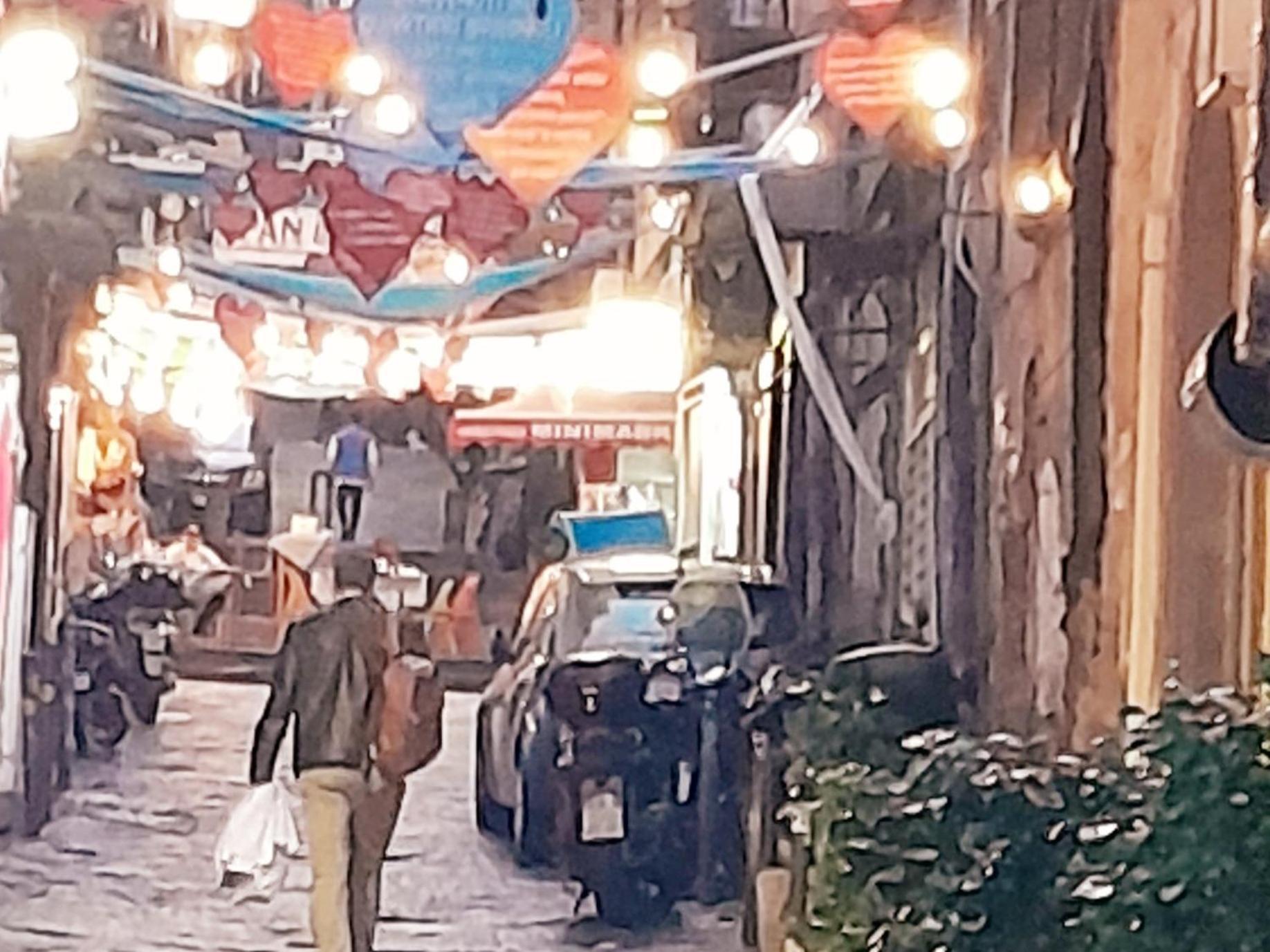 Appartement Piazza Carita' Centro Storico à Naples Extérieur photo