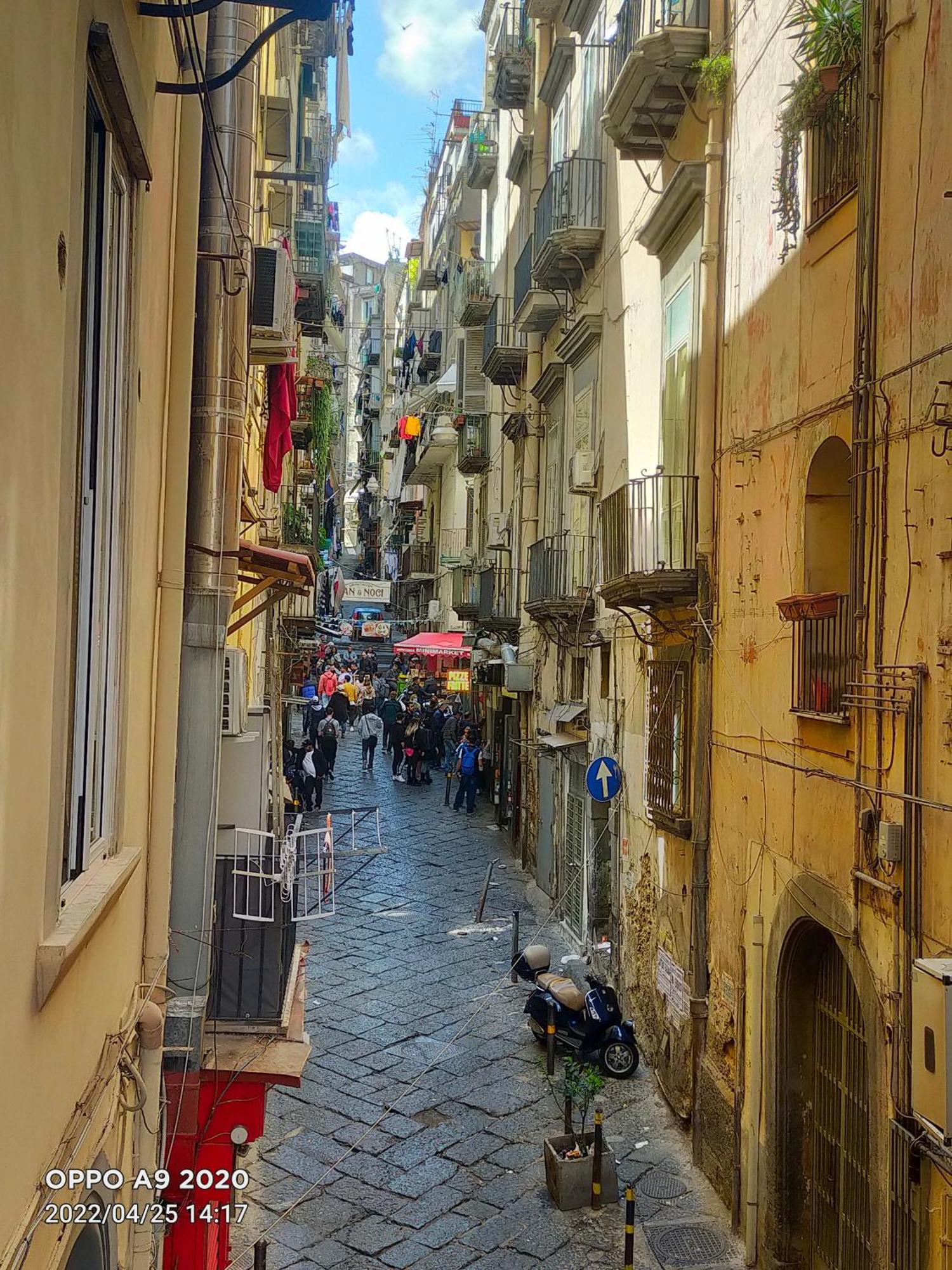 Appartement Piazza Carita' Centro Storico à Naples Extérieur photo
