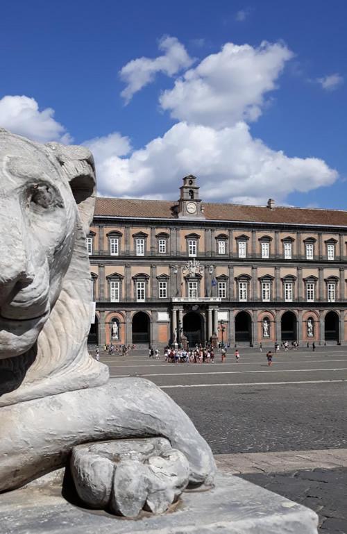 Appartement Piazza Carita' Centro Storico à Naples Extérieur photo